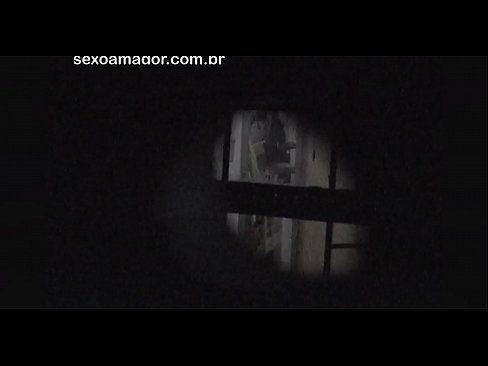 ❤️ Blondie ichi bo'sh g'ishtlar orqasida yashiringan qo'shni voyeur tomonidan yashirincha videoga tushadi ❤️❌  seks  uz.hochu-sex-tomsk.ru ☑